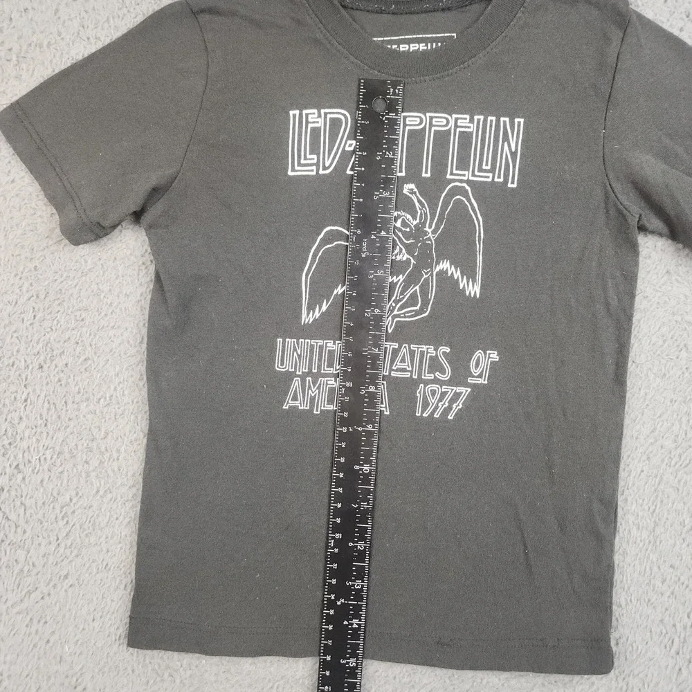 Led Zeppelin Graphic Tee Boys 5T Black Short Sleeve Classic 1977 Tour Band Shirt